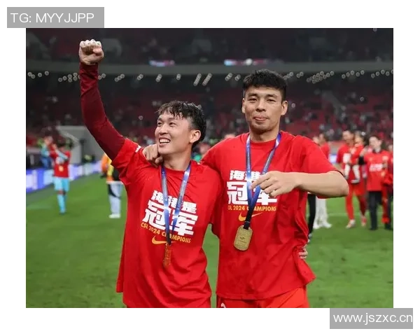 曾在中国赛场闪耀的国际足球明星们的精彩瞬间回顾